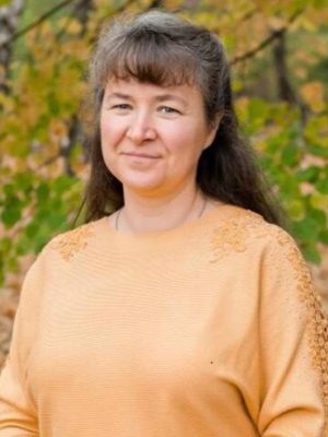 4 фото вчителів, ПІБ та посада кожного _ №2 Чеховська Наталія Олександрівна - вчитель математики - Оксана Юрченко